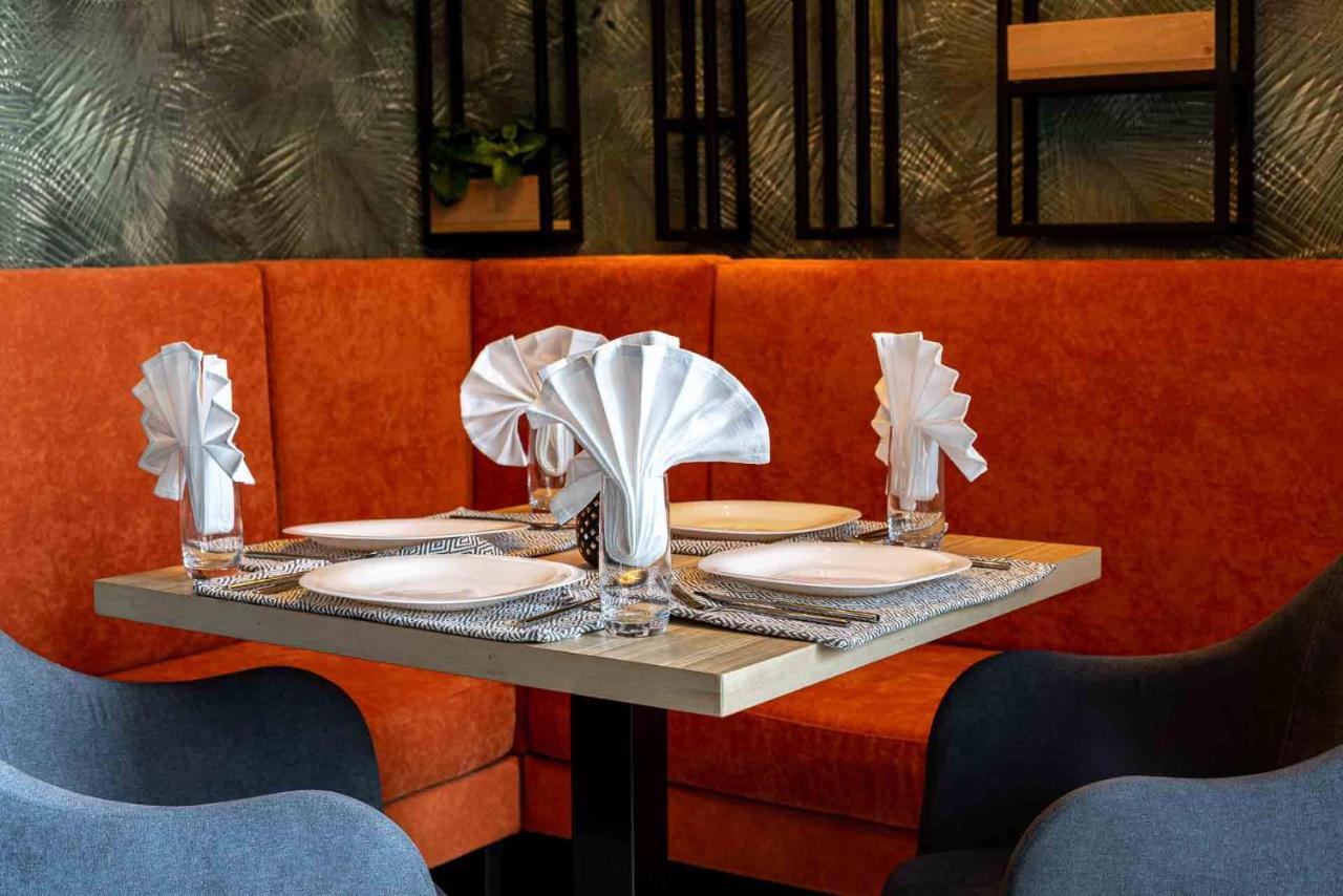 Labirint Boutique Hotel 布加勒斯特 外观 照片