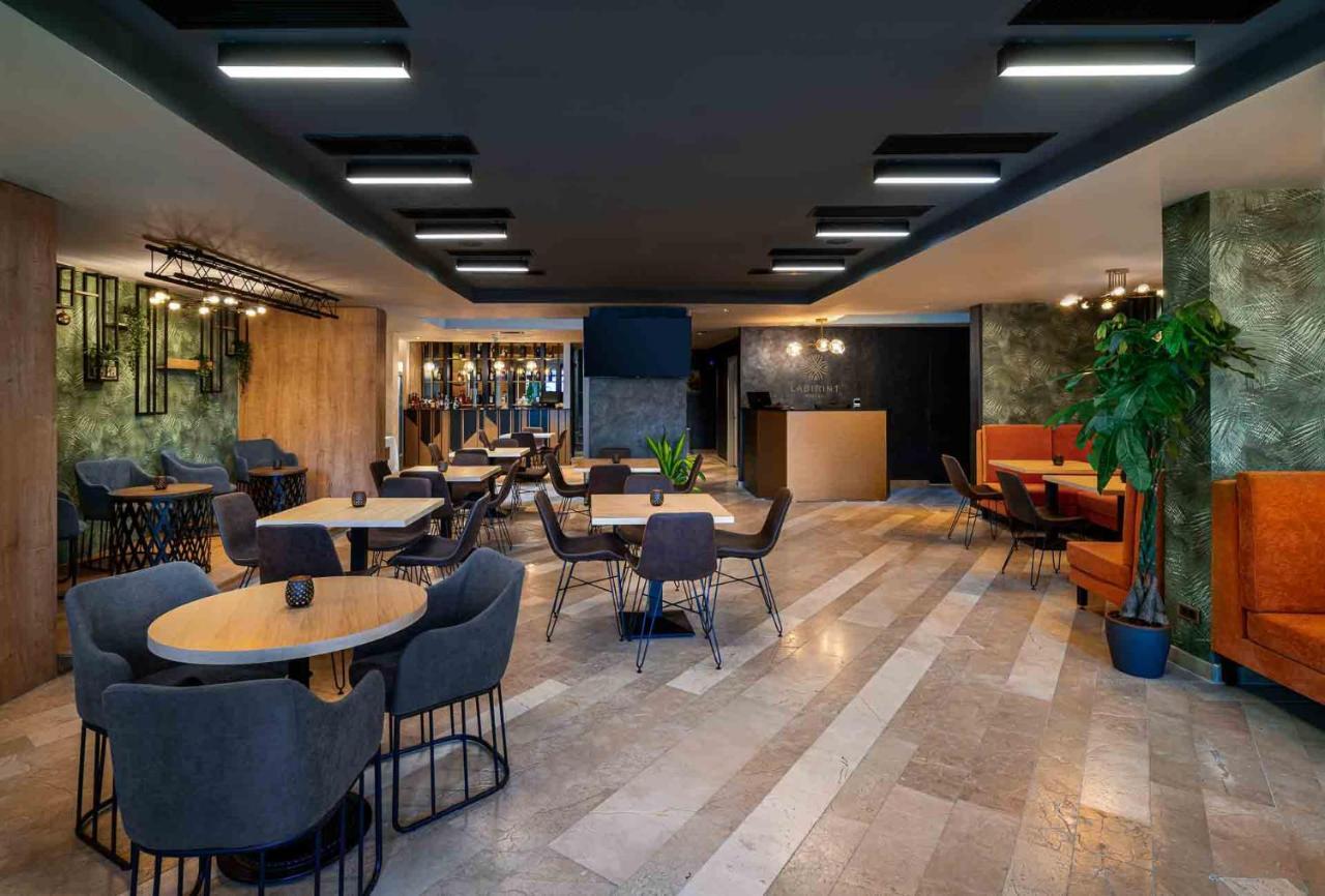 Labirint Boutique Hotel 布加勒斯特 外观 照片