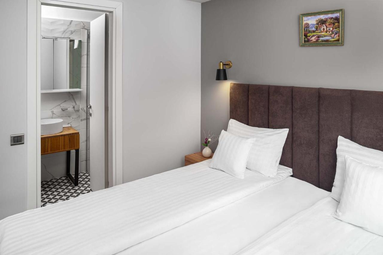 Labirint Boutique Hotel 布加勒斯特 外观 照片