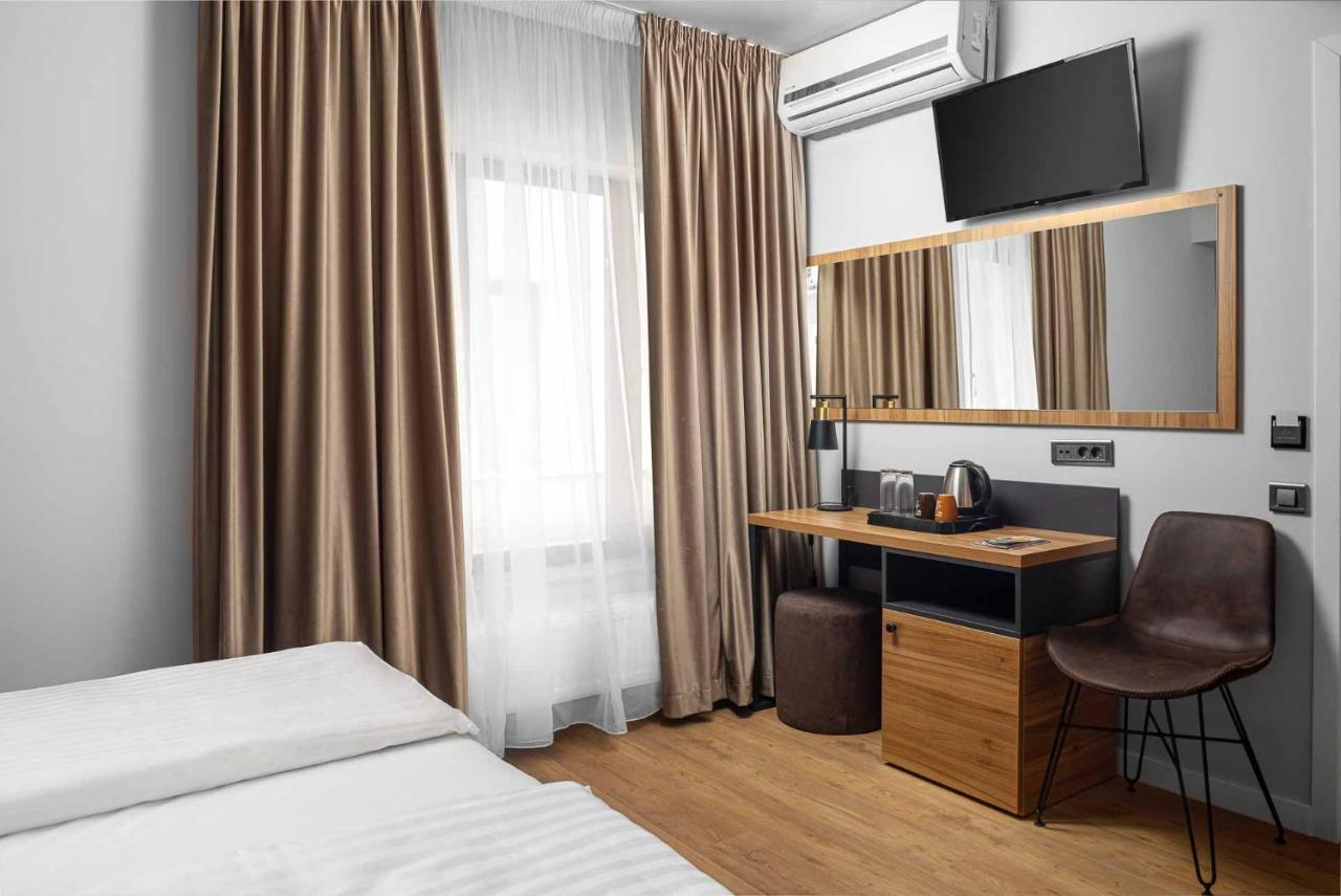 Labirint Boutique Hotel 布加勒斯特 外观 照片